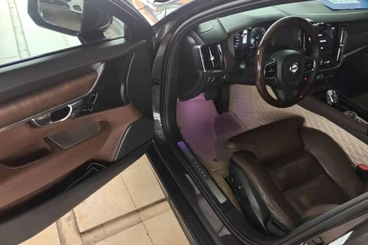 Used Volvo S90 2021 B5 Zhiyuan Luxury Edition Driver Seat
