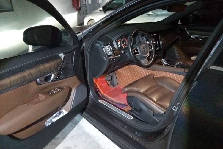 Used Volvo S90 2021 B5 Zhiyuan Luxury Edition Driver Seat