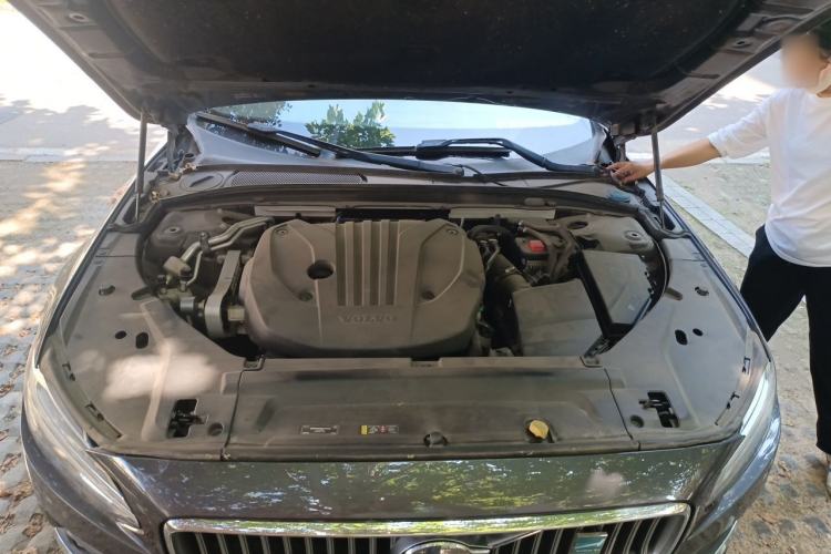 Used Volvo S90 2021 B5 Zhiyuan Luxury Edition Engine Bay