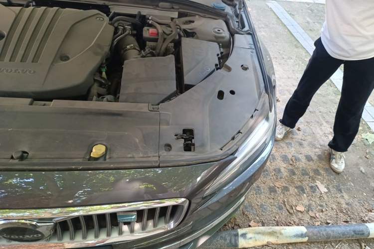 Used Volvo S90 2021 B5 Zhiyuan Luxury Edition Engine Bay Left