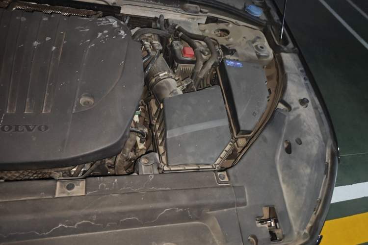 Used Volvo S90 2021 B5 Zhiyuan Luxury Edition Engine Bay Left