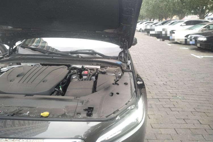 Used Volvo S90 2021 B5 Luxury Smart Edition Engine Bay Left