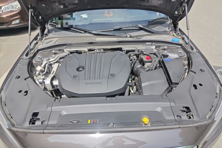 Used Volvo S90 2021 B5 Luxury Smart Edition Engine Bay