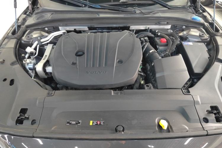Used Volvo S90 2021 B5 Zhiyi Luxury Edition Engine Bay