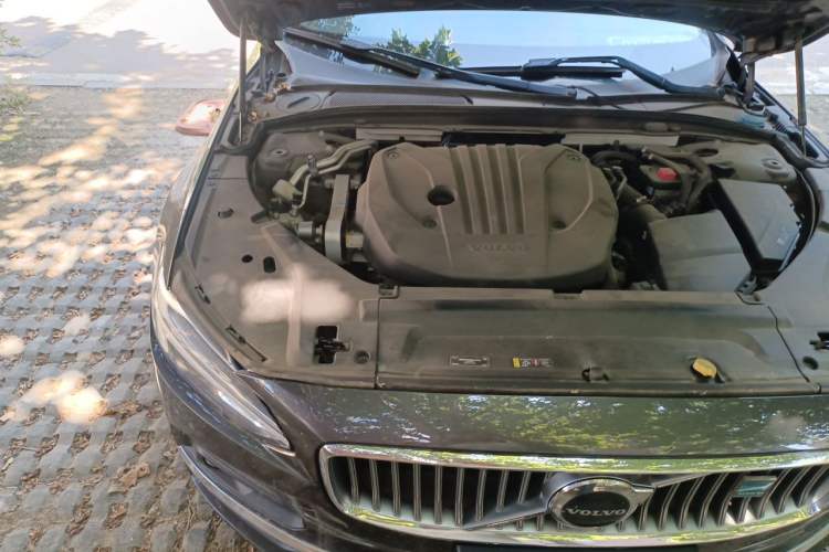 Used Volvo S90 2021 B5 Zhiyuan Luxury Edition Engine Bay Right