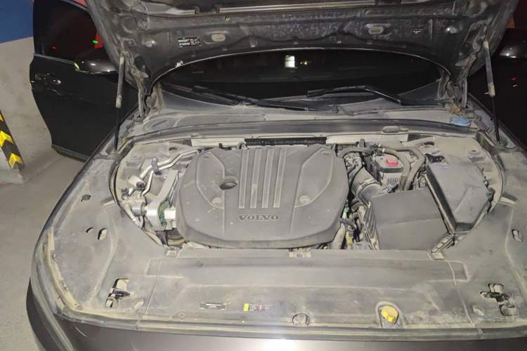 Used Volvo S90 2021 B5 Zhiyi Luxury Edition Engine Bay Right