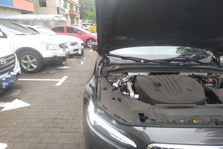 Used Volvo S90 2021 B5 Luxury Smart Edition Engine Bay Right