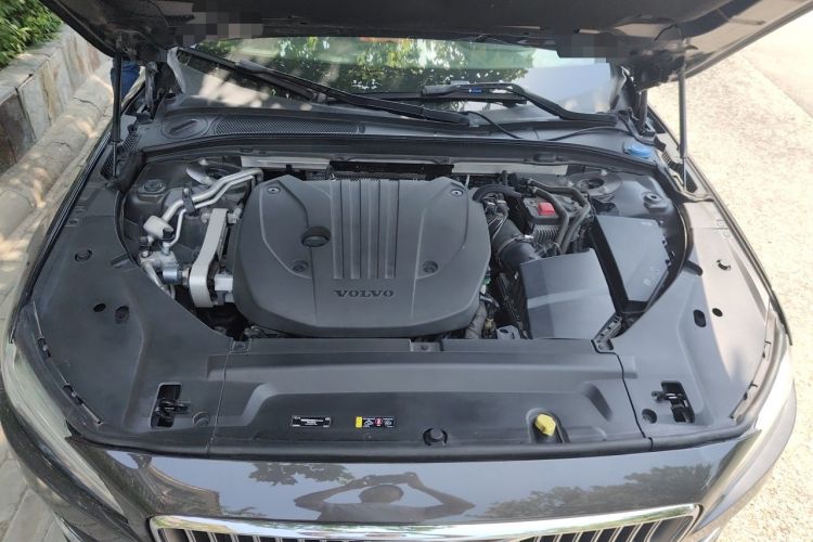 Used Volvo S90 2021 B5 Zhiyuan Luxury Edition Engine Bay
