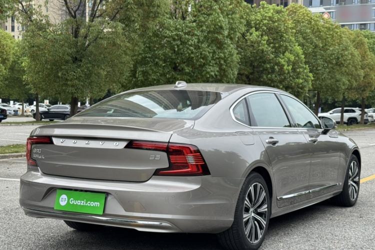Used Volvo S90 2021 B5 Zhiyuan Luxury Edition Exterior 2