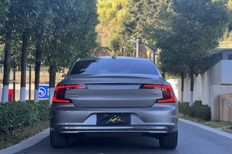 Used Volvo S90 2021 B5 Zhiyuan Luxury Edition Exterior 2