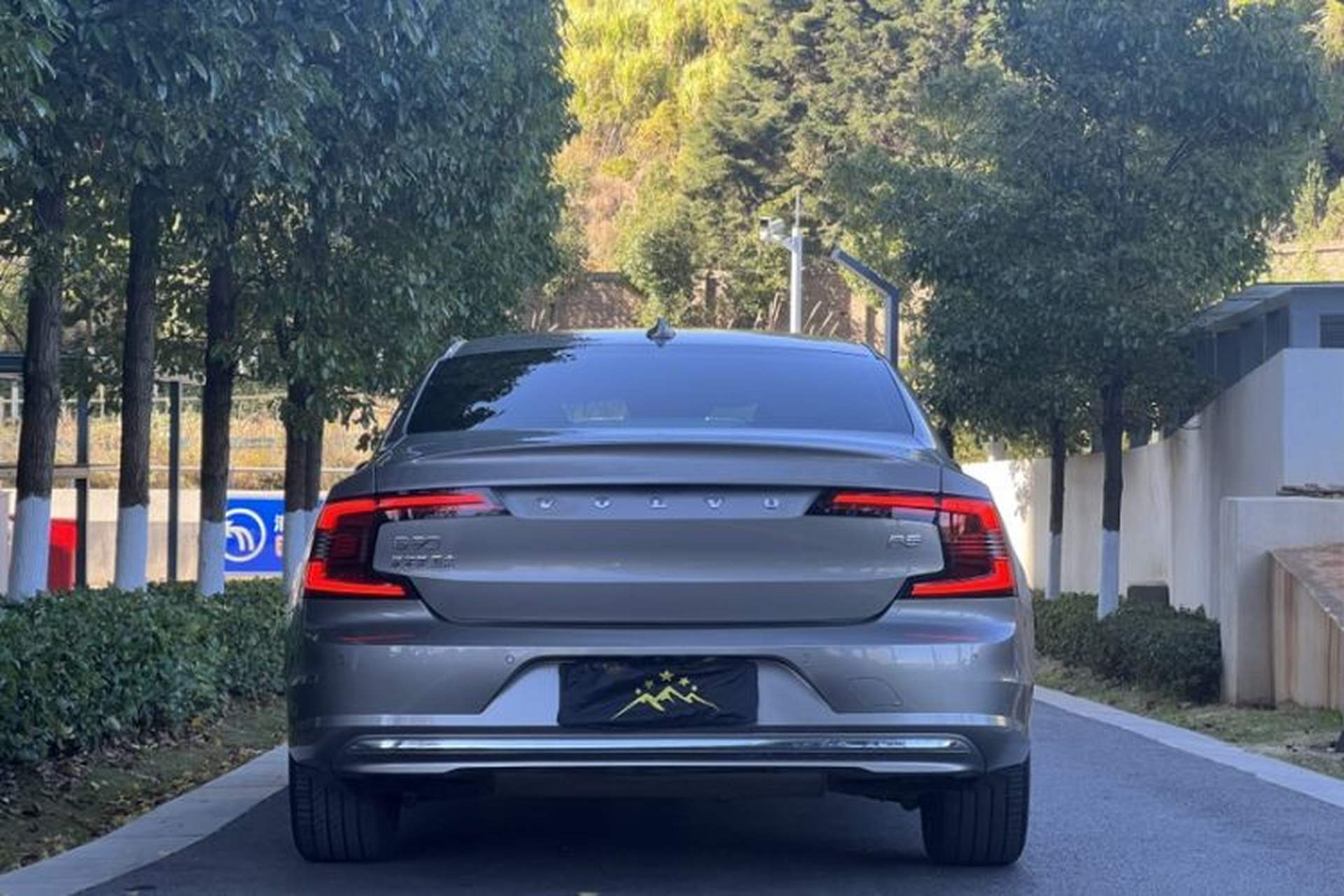 Used Volvo S90 2021 B5 Zhiyuan Luxury Edition Exterior 2