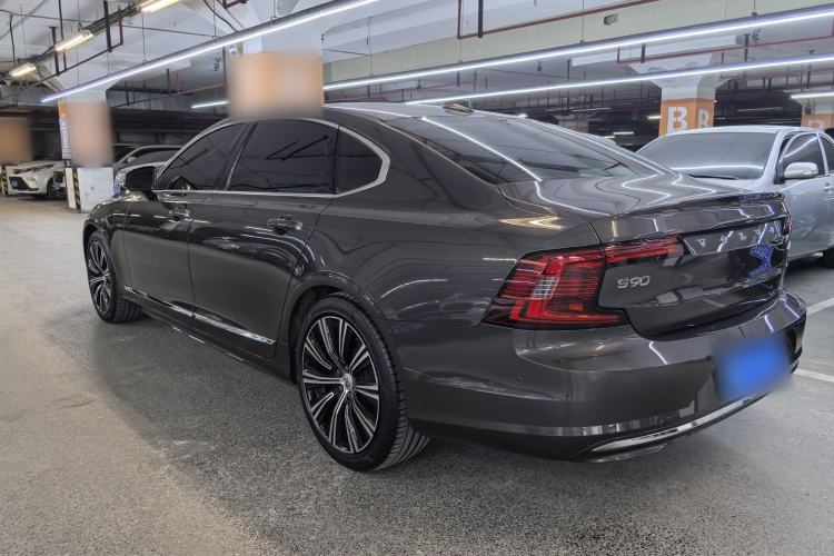Used Volvo S90 2021 B5 Luxury Smart Edition Exterior 2