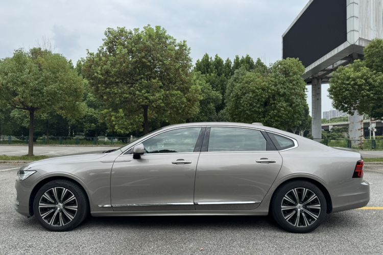 Used Volvo S90 2021 B5 Zhiyuan Luxury Edition Exterior 3