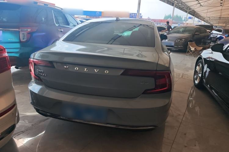 Used Volvo S90 2021 B5 Zhiyi Luxury Edition Exterior 4