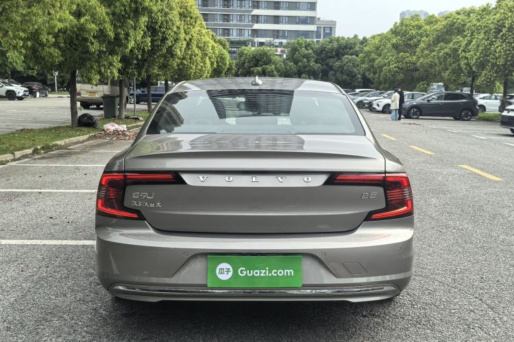 Used Volvo S90 2021 B5 Zhiyuan Luxury Edition Exterior 4