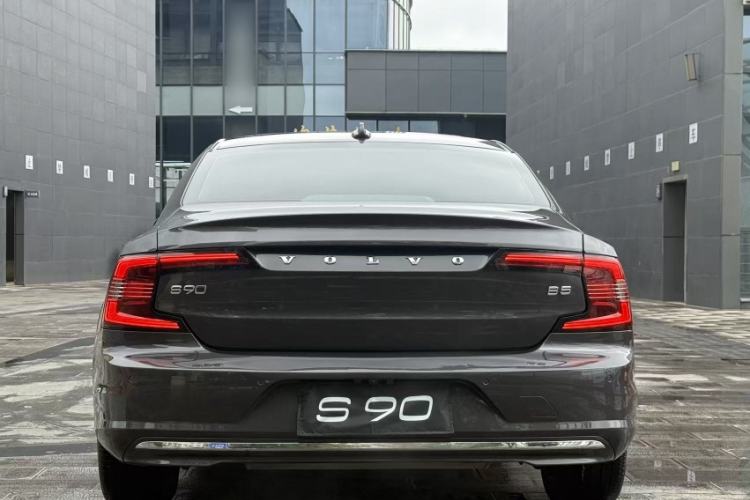 Used Volvo S90 2021 B5 Zhiyuan Luxury Edition Exterior 6