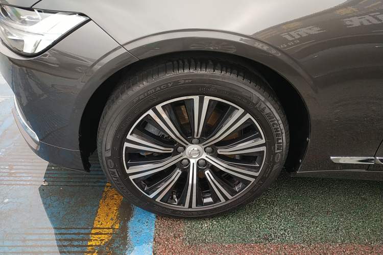 Used Volvo S90 2021 B5 Zhiyuan Luxury Edition Exterior 7