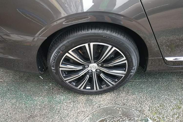 Used Volvo S90 2021 B5 Zhiyuan Luxury Edition Exterior 8