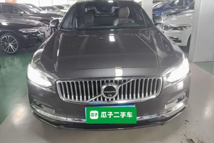 Used Volvo S90 2021 B5 Zhiyuan Luxury Edition Front