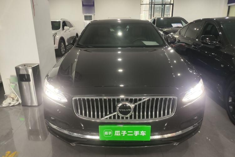 Used Volvo S90 2021 B5 Zhiyuan Luxury Edition Front