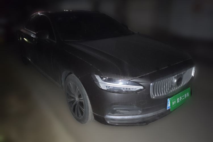 Used Volvo S90 2021 B5 Zhiyuan Luxury Edition Front Right 45 Deg