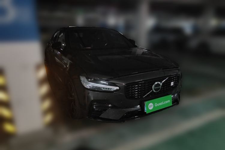 Used Volvo S90 2021 B5 Zhiyuan Sport Edition Front Right 45 Deg