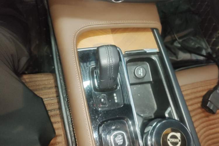 Used Volvo S90 2021 B5 Zhiyi Luxury Edition Gear Lever