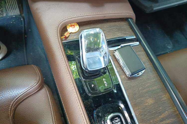 Used Volvo S90 2021 B5 Zhiyuan Luxury Edition Gear Lever