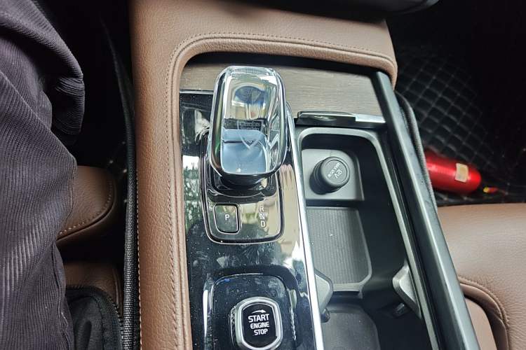 Used Volvo S90 2021 B5 Zhiyuan Luxury Edition Gear Lever