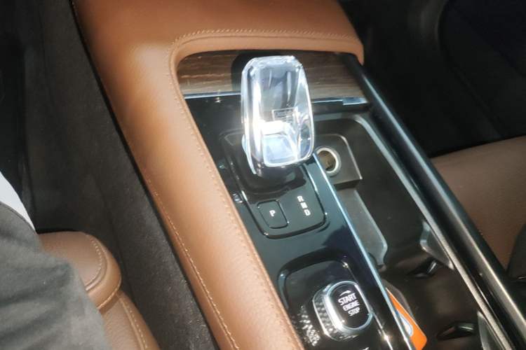 Used Volvo S90 2021 B5 Zhiyuan Luxury Edition Gear Lever