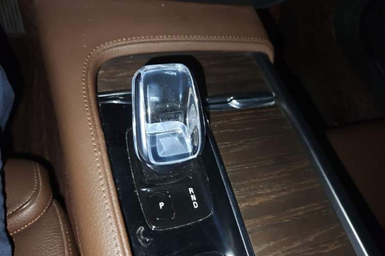 Used Volvo S90 2021 B5 Zhiyuan Luxury Edition Gear Lever