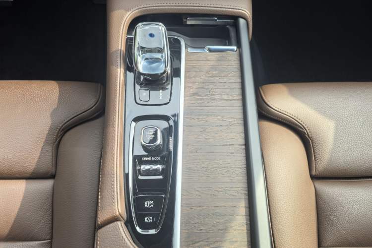 Used Volvo S90 2021 B5 Zhiyuan Luxury Edition Gear Lever