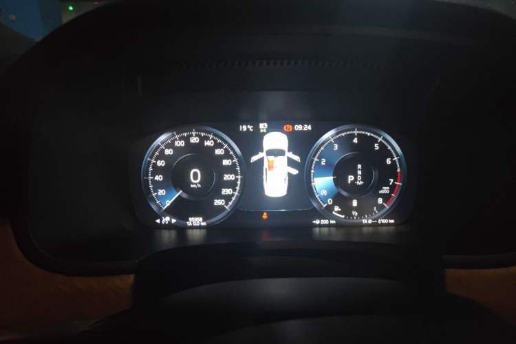 Used Volvo S90 2021 B5 Zhiyi Luxury Edition Instrument Cluster
