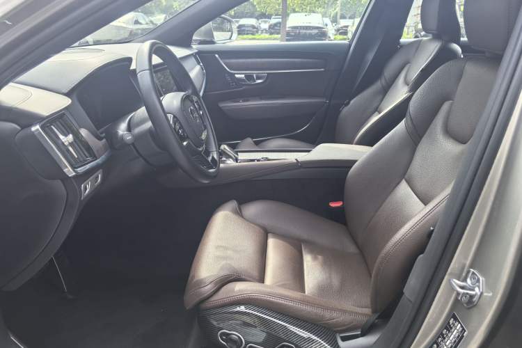 Used Volvo S90 2021 B5 Zhiyuan Luxury Edition Interior 1