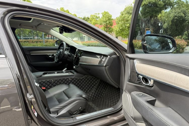 Used Volvo S90 2021 B5 Zhiyuan Luxury Edition Interior 12