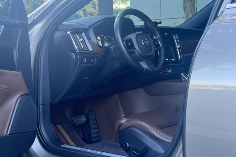 Used Volvo S90 2021 B5 Zhiyuan Luxury Edition Interior 2