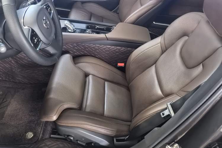 Used Volvo S90 2021 B5 Luxury Smart Edition Interior 5