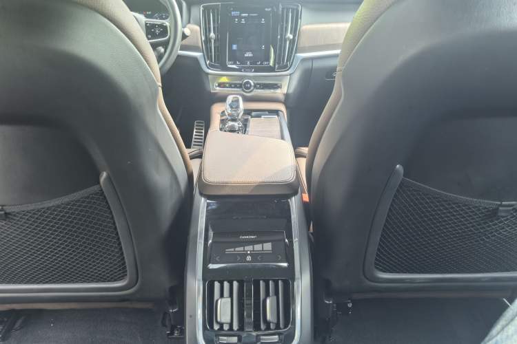 Used Volvo S90 2021 B5 Zhiyuan Luxury Edition Interior 9