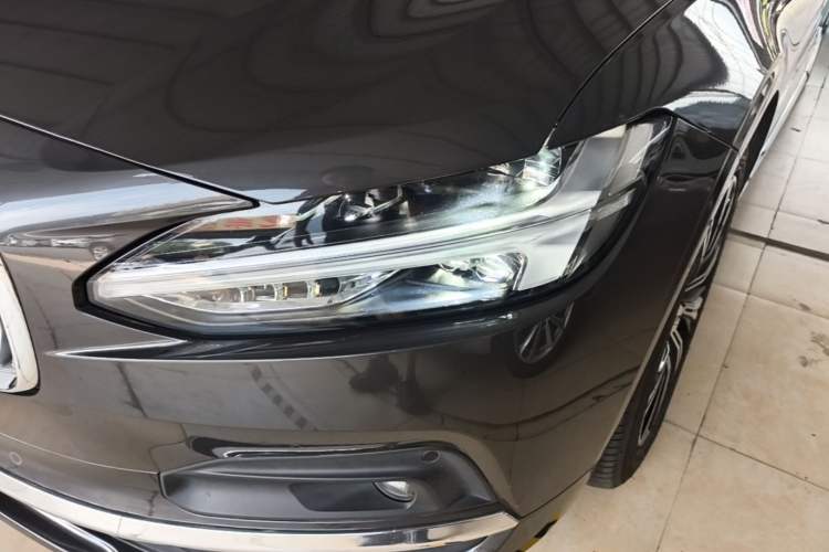 Used Volvo S90 2021 B5 Zhiyuan Luxury Edition Left Front Headlight