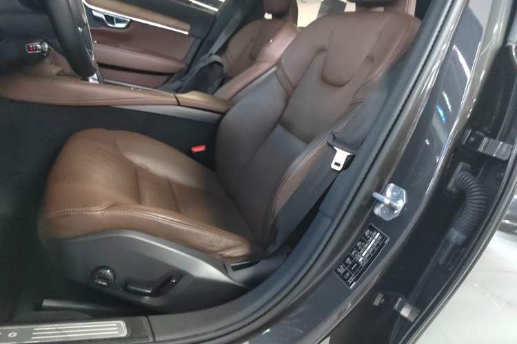 Used Volvo S90 2021 B5 Zhiyi Luxury Edition Left Front Seat