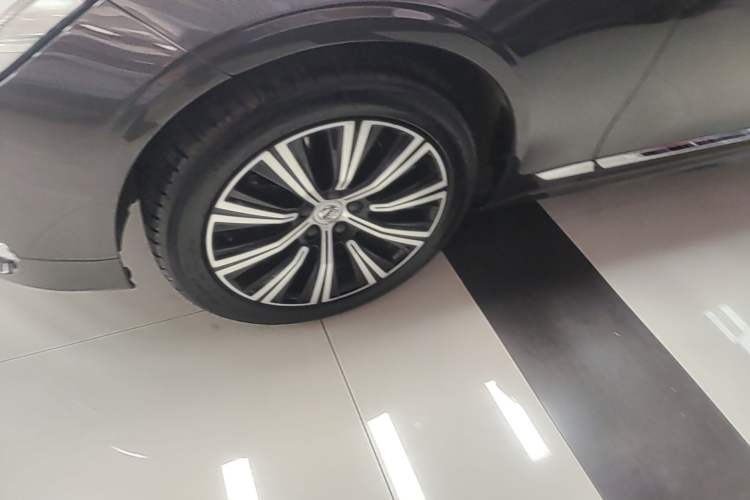 Used Volvo S90 2021 B5 Zhiyi Luxury Edition Left Front Wheel Hub