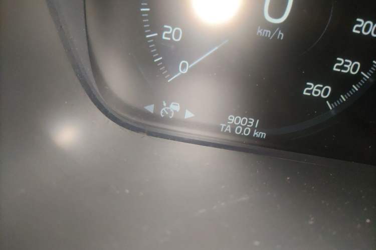 Used Volvo S90 2021 B5 Luxury Smart Edition Odometer Close Up