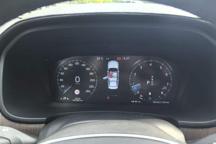 Used Volvo S90 2021 B5 Zhiyuan Luxury Edition Odometer Close Up
