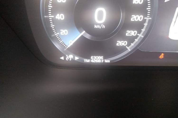 Used Volvo S90 2021 B5 Luxury Smart Edition Odometer Close Up