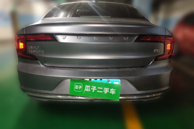 Used Volvo S90 2021 B5 Zhiyuan Luxury Edition Rear