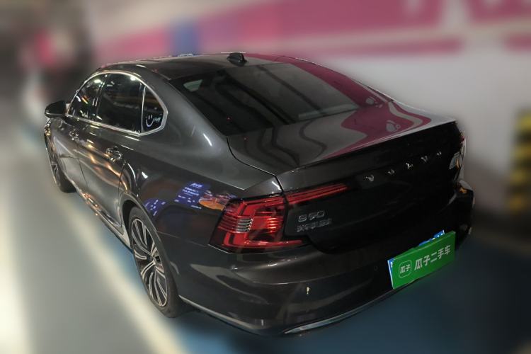Used Volvo S90 2021 B5 Luxury Smart Edition Rear Left 45 Deg