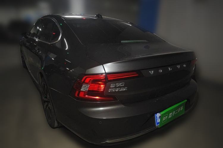 Used Volvo S90 2021 B5 Zhiyi Luxury Edition Rear Left 45 Deg