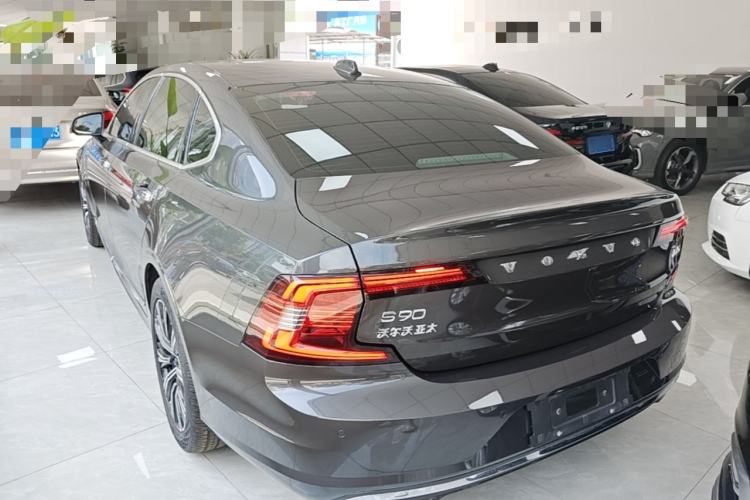 Used Volvo S90 2021 B5 Zhiyi Luxury Edition Rear Left 45 Deg