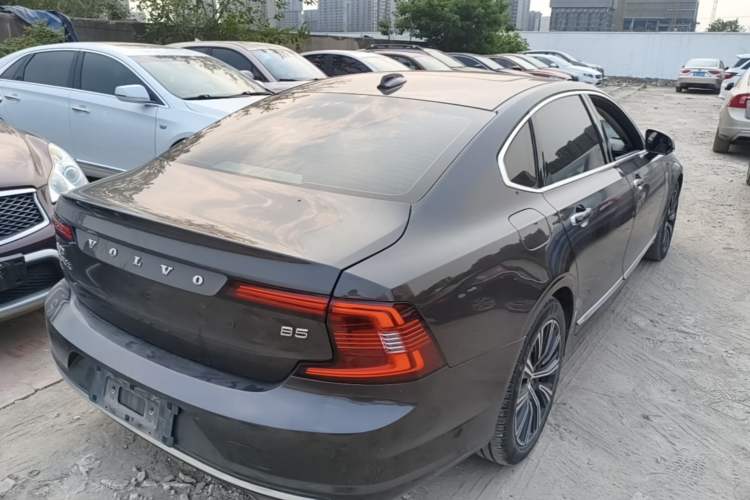 Used Volvo S90 2021 B5 Zhiyuan Luxury Edition Rear Right 45 Deg