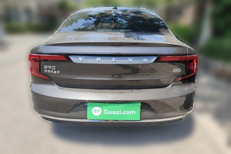 Used Volvo S90 2021 B5 Zhiyuan Luxury Edition Rear